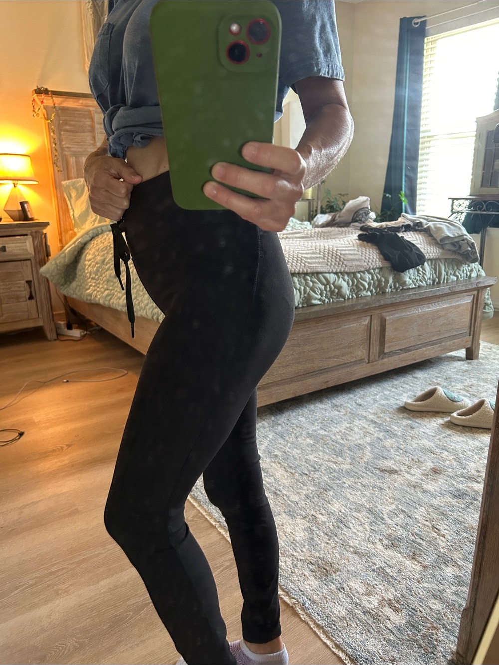 Move Theology Women's Black Drawstring yoga Pants